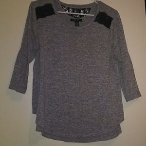 Women's top, flared fit, 3/4 sleeves